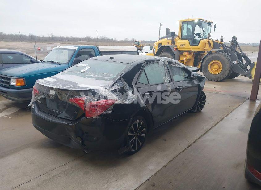 Photo 4 of 2017 Toyota Corolla SE (VIN 2T1BURHE7HC759960)