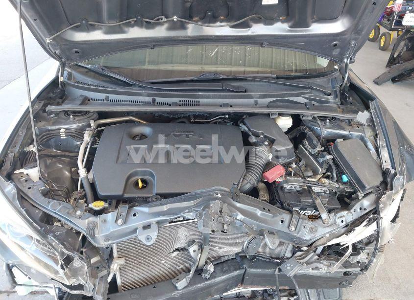 Photo 10 of 2017 Toyota Corolla SE (VIN 2T1BURHE7HC772482)