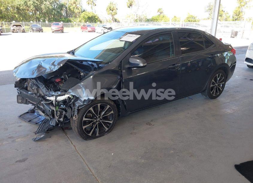 Photo 2 of 2017 Toyota Corolla SE (VIN 2T1BURHE7HC772482)