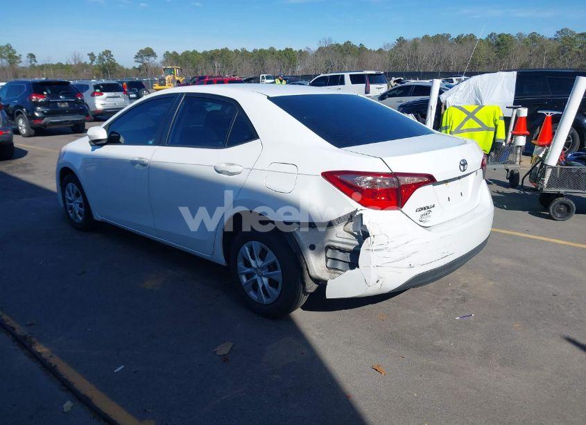 Photo 3 of 2017 Toyota Corolla L (VIN 2T1BURHE7HC772546)