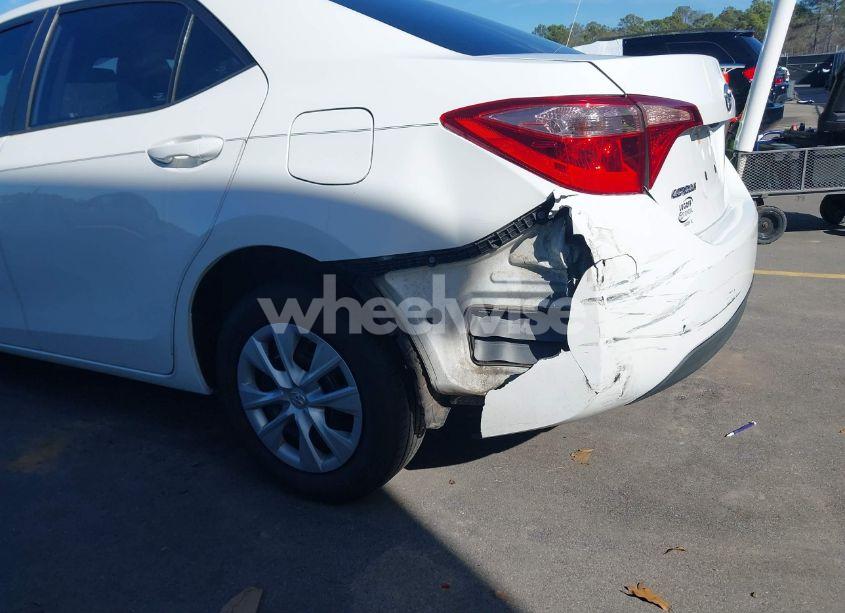 Photo 6 of 2017 Toyota Corolla L (VIN 2T1BURHE7HC772546)