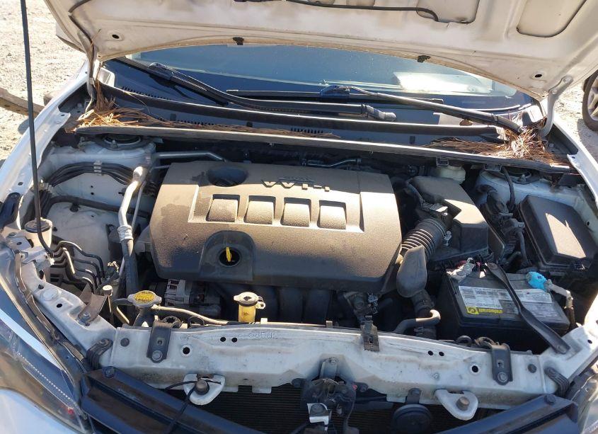 Photo 10 of 2017 Toyota Corolla LE (VIN 2T1BURHE7HC787855)