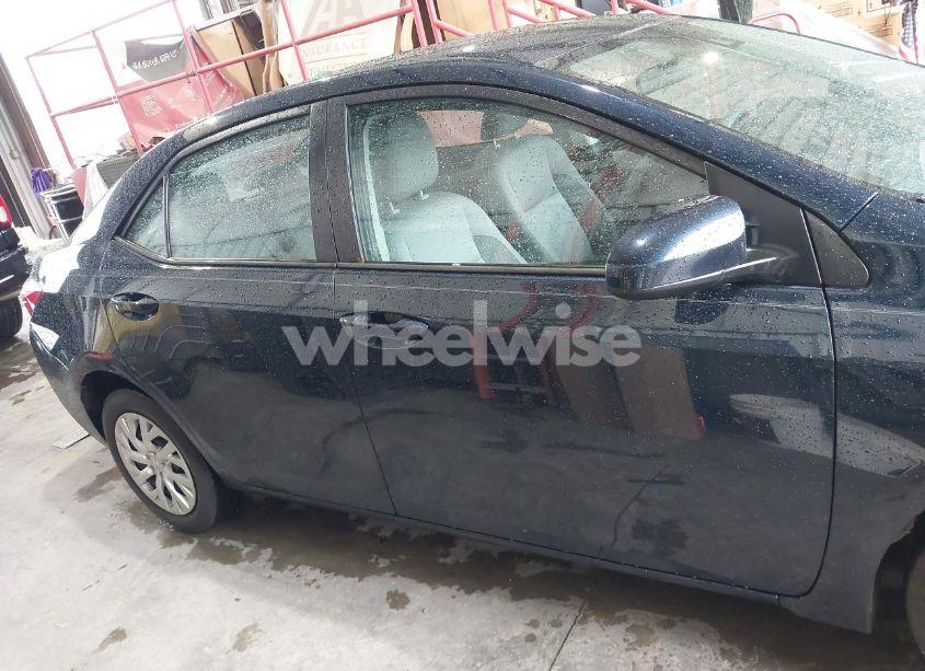 Photo 13 of 2017 Toyota Corolla LE (VIN 2T1BURHE7HC796264)