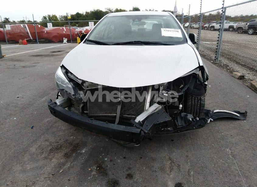 Photo 6 of 2017 Toyota Corolla SE (VIN 2T1BURHE7HC808302)