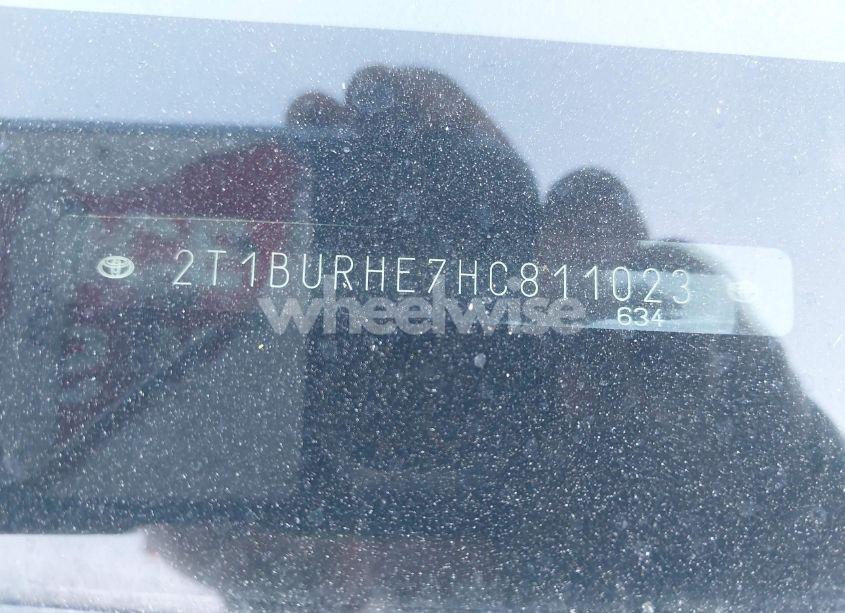 Photo 9 of 2017 Toyota Corolla LE (VIN 2T1BURHE7HC811023)