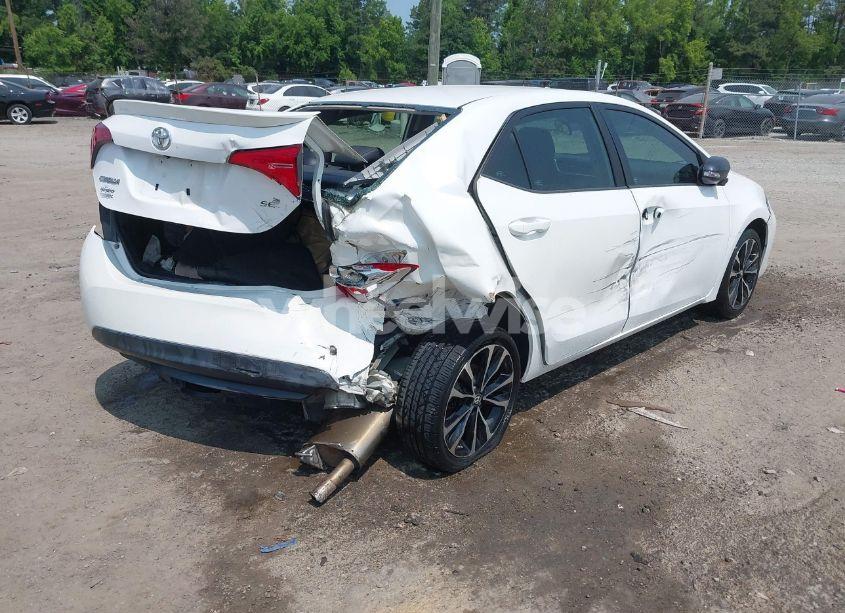 Photo 4 of 2017 Toyota Corolla SE (VIN 2T1BURHE7HC813080)