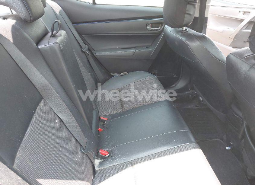 Photo 8 of 2017 Toyota Corolla SE (VIN 2T1BURHE7HC813080)