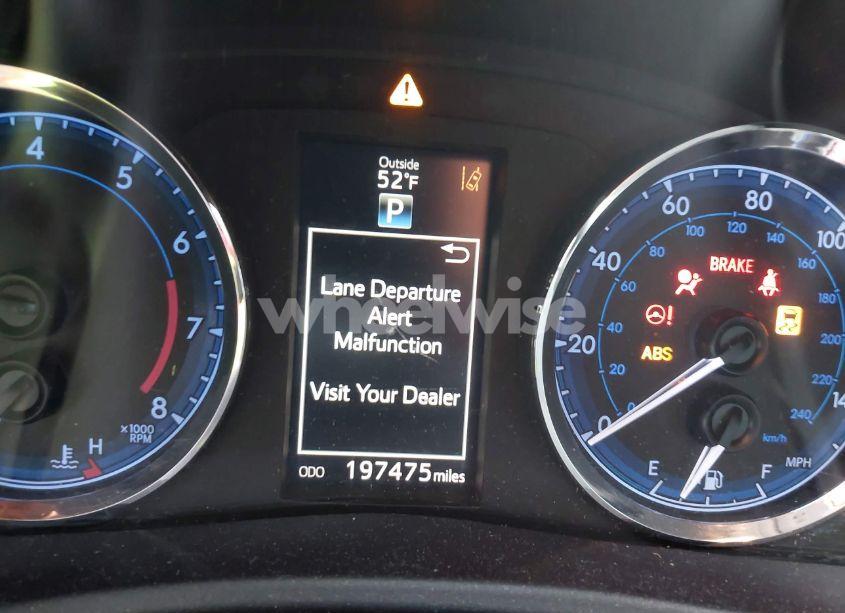 Photo 7 of 2017 Toyota Corolla SE (VIN 2T1BURHE7HC818988)