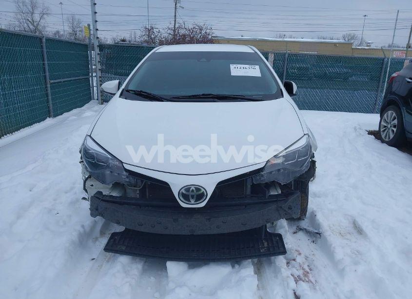 Photo 13 of 2017 Toyota Corolla SE (VIN 2T1BURHE7HC821082)