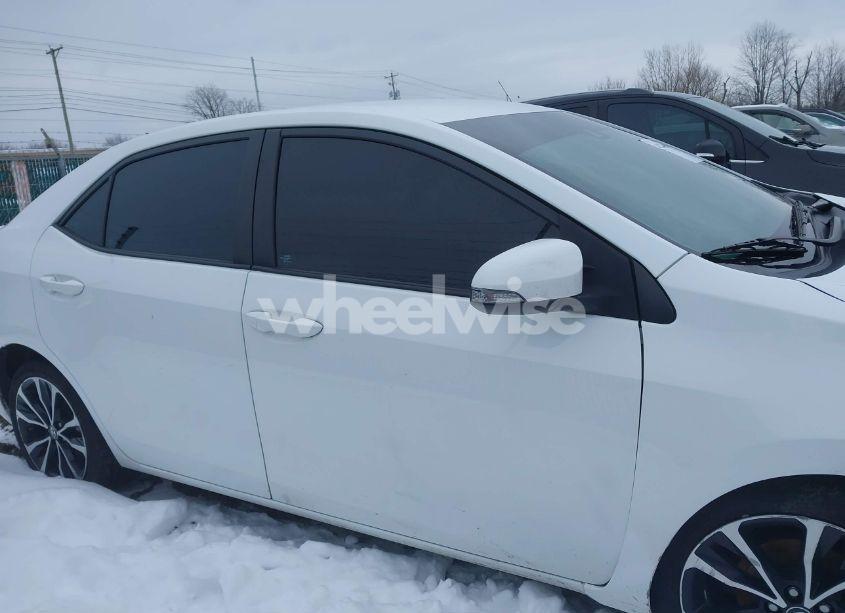 Photo 14 of 2017 Toyota Corolla SE (VIN 2T1BURHE7HC821082)