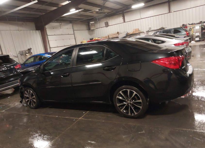 Photo 14 of 2017 Toyota Corolla SE (VIN 2T1BURHE7HC838982)