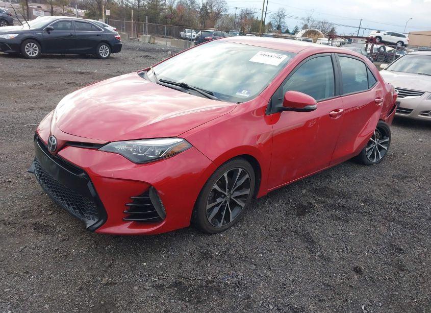 Photo 2 of 2017 Toyota Corolla SE (VIN 2T1BURHE7HC858262)