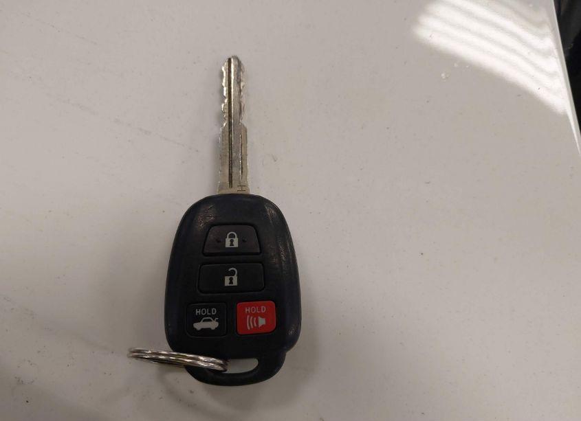 Photo 11 of 2017 Toyota Corolla LE (VIN 2T1BURHE7HC860643)