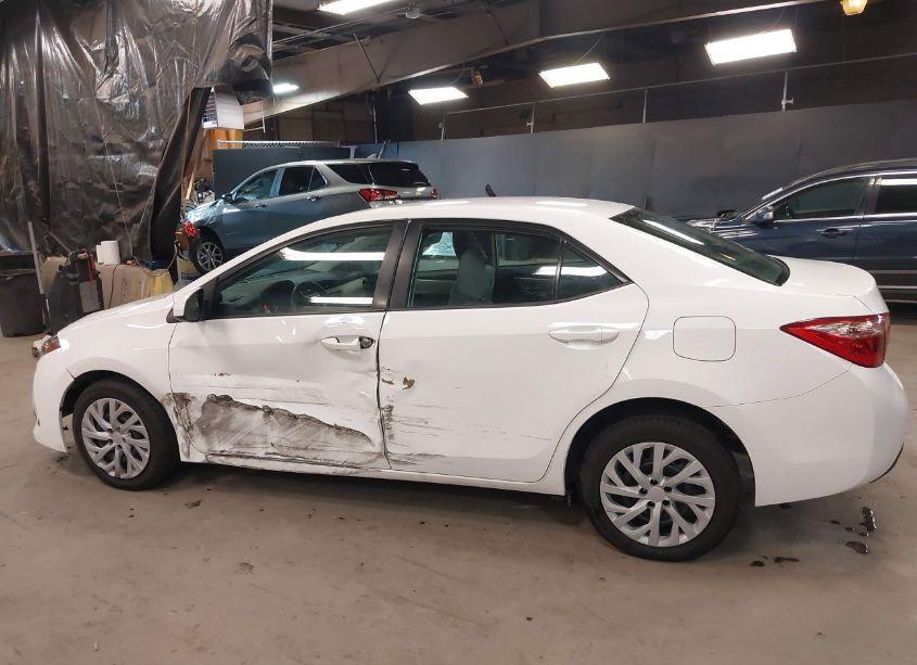 Photo 14 of 2017 Toyota Corolla LE (VIN 2T1BURHE7HC860643)