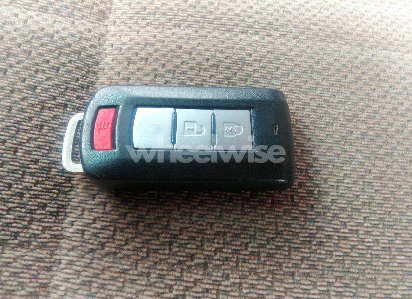 Photo 11 of 2017 Toyota Corolla SE (VIN 2T1BURHE7HC913695)