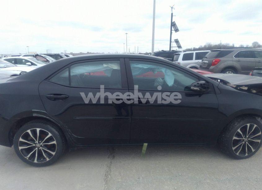 Photo 13 of 2017 Toyota Corolla SE (VIN 2T1BURHE7HC913695)