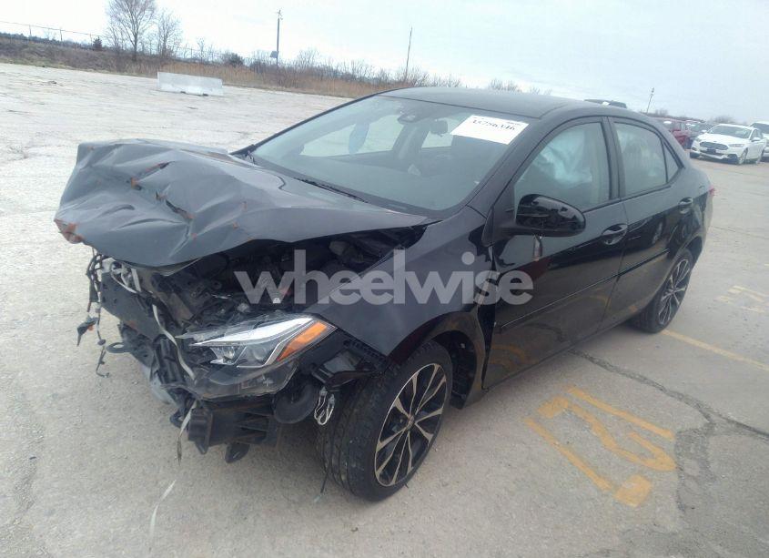 Photo 2 of 2017 Toyota Corolla SE (VIN 2T1BURHE7HC913695)