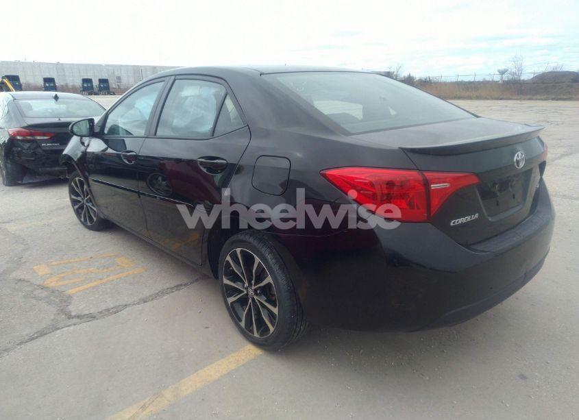 Photo 3 of 2017 Toyota Corolla SE (VIN 2T1BURHE7HC913695)