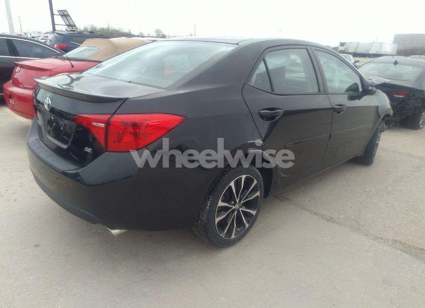 Photo 4 of 2017 Toyota Corolla SE (VIN 2T1BURHE7HC913695)