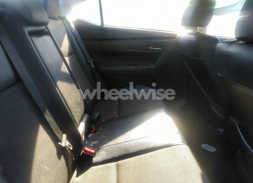 Photo 8 of 2017 Toyota Corolla SE (VIN 2T1BURHE7HC913695)