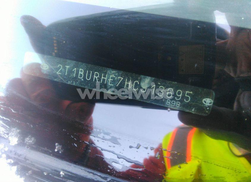 Photo 9 of 2017 Toyota Corolla SE (VIN 2T1BURHE7HC913695)