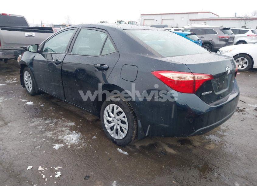 Photo 3 of 2017 Toyota Corolla LE (VIN 2T1BURHE7HC920159)