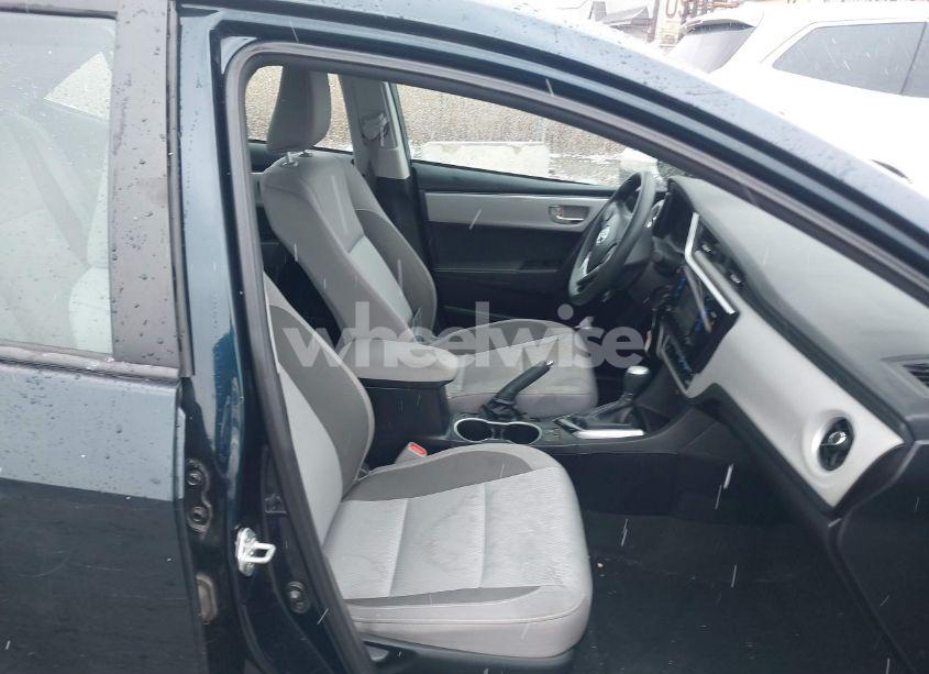 Photo 5 of 2017 Toyota Corolla LE (VIN 2T1BURHE7HC920159)