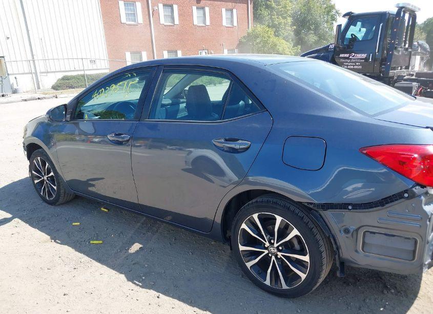 Photo 15 of 2017 Toyota Corolla SE (VIN 2T1BURHE7HC922218)