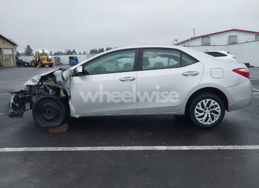 Photo 15 of 2017 Toyota Corolla LE (VIN 2T1BURHE7HC923630)