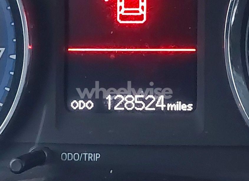 Photo 16 of 2017 Toyota Corolla LE (VIN 2T1BURHE7HC923630)