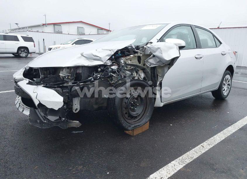 Photo 2 of 2017 Toyota Corolla LE (VIN 2T1BURHE7HC923630)