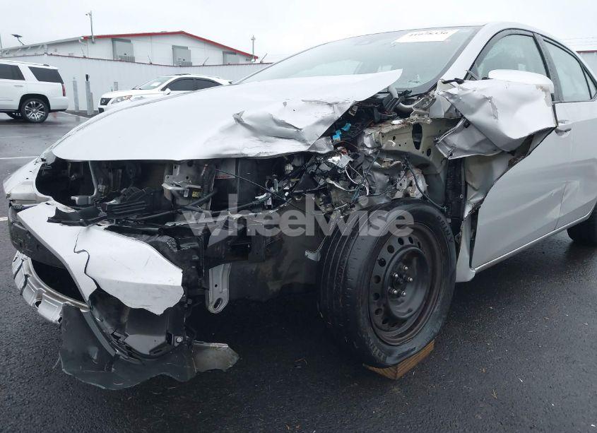 Photo 6 of 2017 Toyota Corolla LE (VIN 2T1BURHE7HC923630)