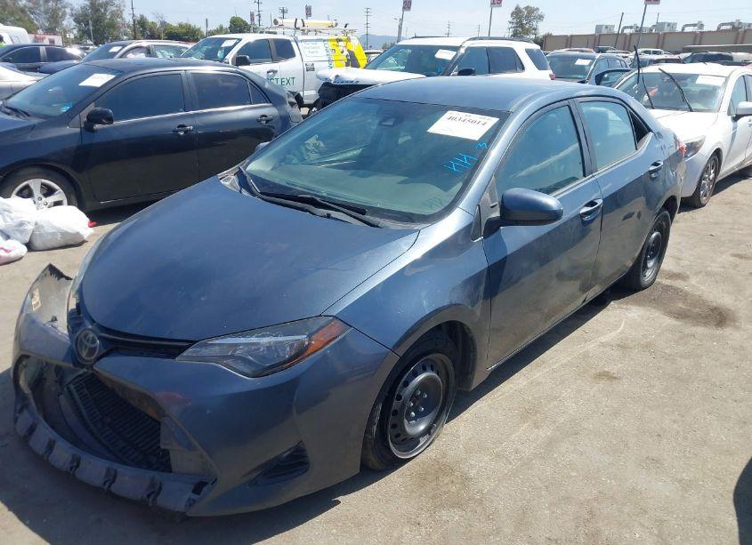 Photo 2 of 2017 Toyota Corolla LE (VIN 2T1BURHE7HC931534)
