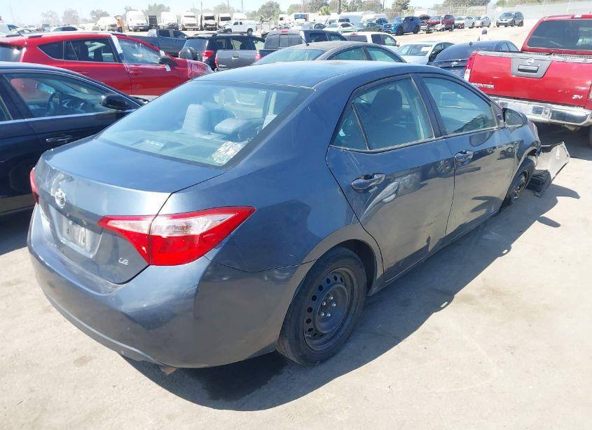 Photo 4 of 2017 Toyota Corolla LE (VIN 2T1BURHE7HC931534)