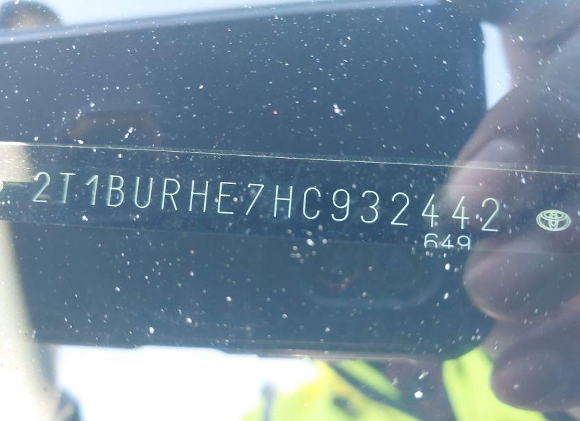 Photo 9 of 2017 Toyota Corolla LE (VIN 2T1BURHE7HC932442)