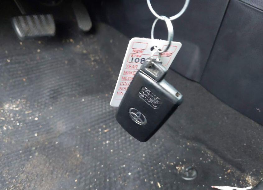 Photo 11 of 2018 Toyota Corolla XSE (VIN 2T1BURHE7JC006855)