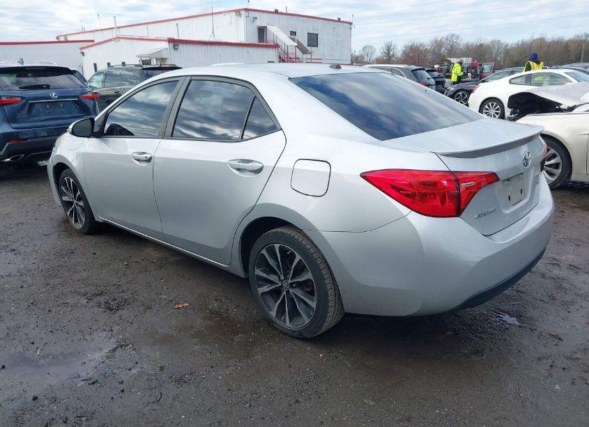 Photo 3 of 2018 Toyota Corolla XSE (VIN 2T1BURHE7JC006855)