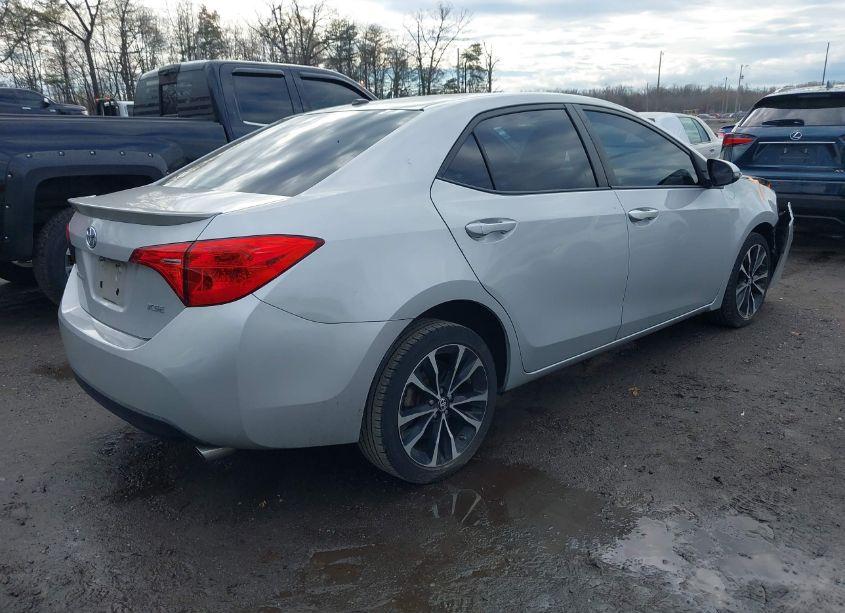 Photo 4 of 2018 Toyota Corolla XSE (VIN 2T1BURHE7JC006855)