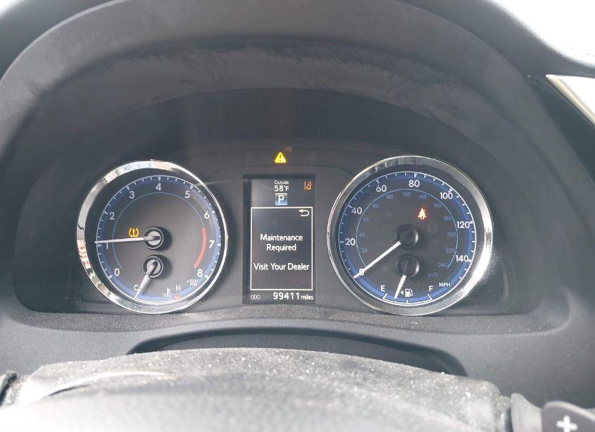 Photo 7 of 2018 Toyota Corolla XSE (VIN 2T1BURHE7JC006855)