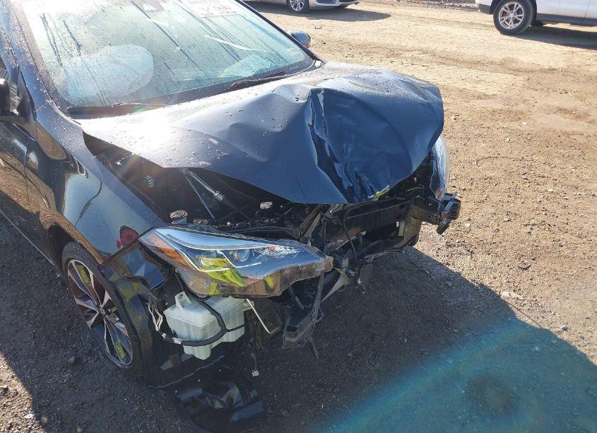 Photo 6 of 2018 Toyota Corolla SE (VIN 2T1BURHE7JC019623)