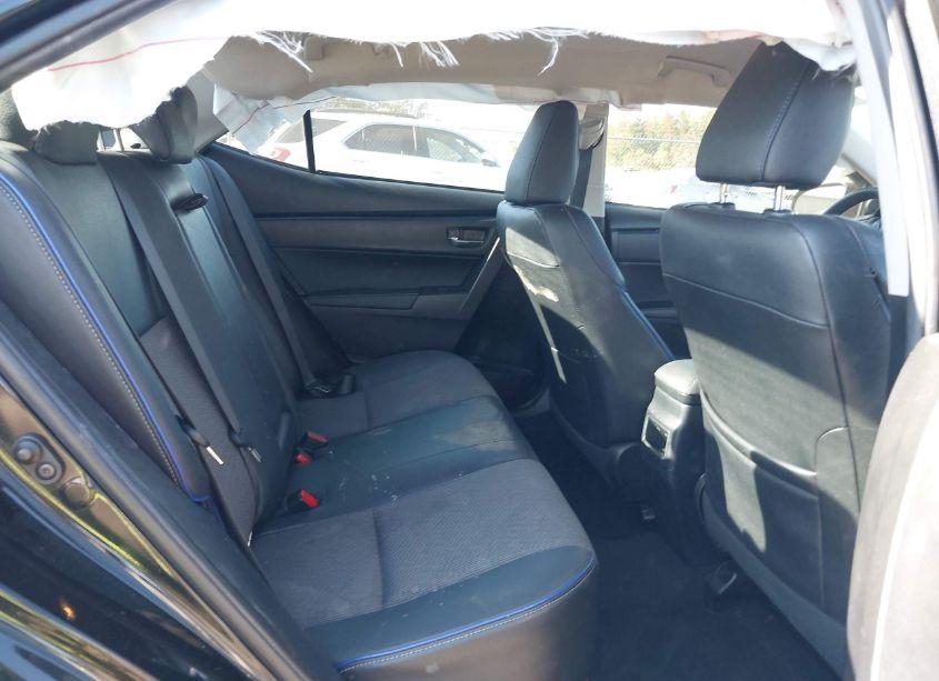 Photo 8 of 2018 Toyota Corolla SE (VIN 2T1BURHE7JC019623)