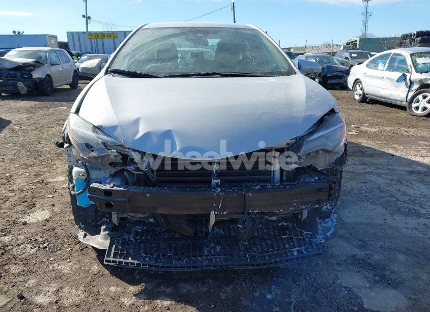 Photo 6 of 2018 Toyota Corolla LE (VIN 2T1BURHE7JC046630)