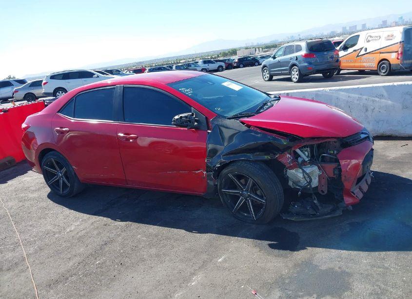 Photo 14 of 2018 Toyota Corolla LE (VIN 2T1BURHE7JC057868)