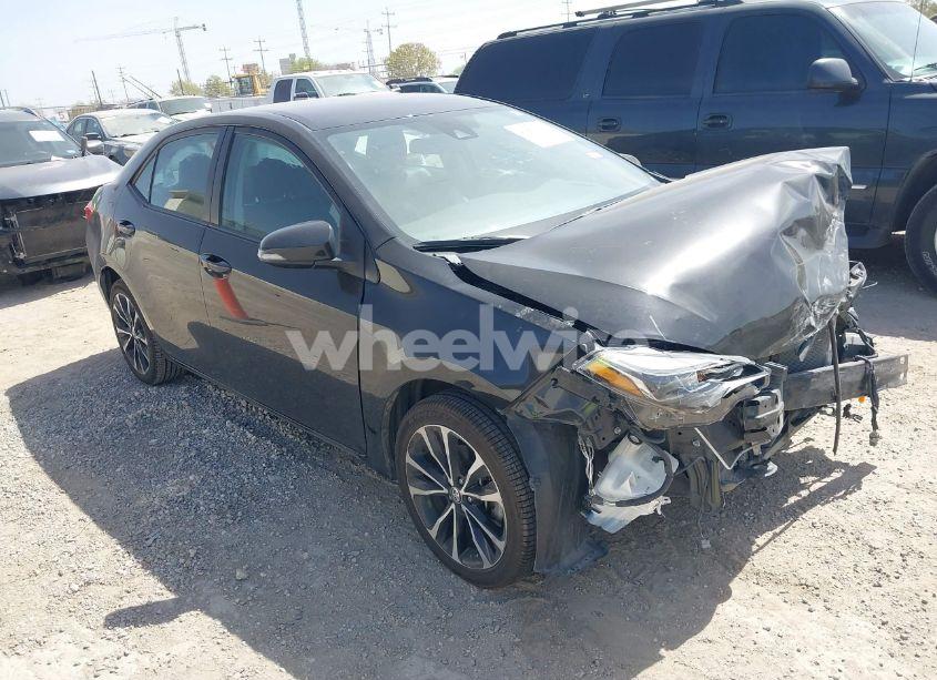 2018 Toyota Corolla SE (VIN 2T1BURHE7JC060172) main photo