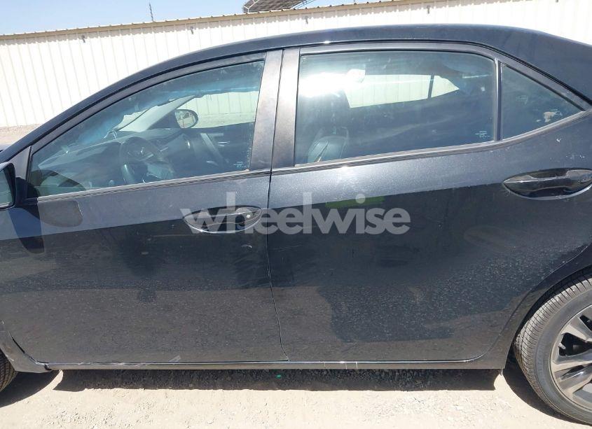 Photo 15 of 2018 Toyota Corolla SE (VIN 2T1BURHE7JC060172)