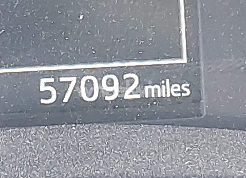 Photo 16 of 2018 Toyota Corolla SE (VIN 2T1BURHE7JC060172)