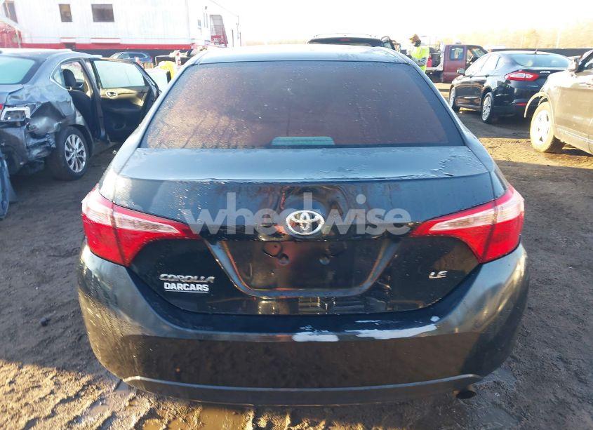 Photo 16 of 2018 Toyota Corolla LE (VIN 2T1BURHE7JC063881)