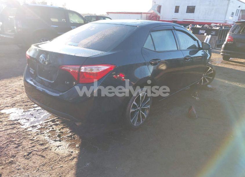 Photo 4 of 2018 Toyota Corolla LE (VIN 2T1BURHE7JC063881)