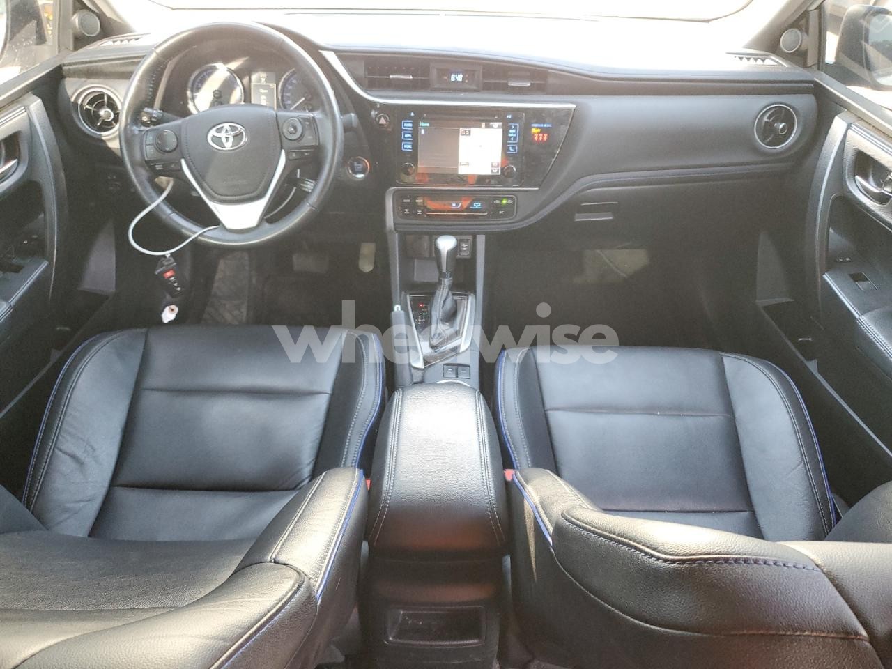 Photo 8 of 2018 TOYOTA COROLLA L (VIN 2T1BURHE7JC106437)