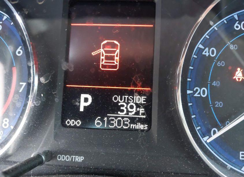 Photo 15 of 2018 Toyota Corolla L/LE/XLE/SE/XSE (VIN 2T1BURHE7JC975409)